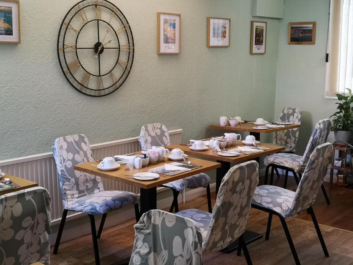 סקארבורו The Phoenix Guest House מראה חיצוני תמונה