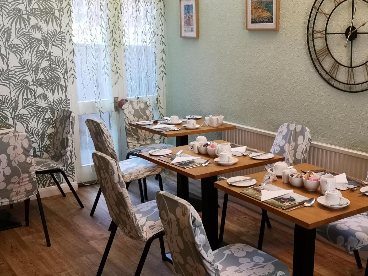 סקארבורו The Phoenix Guest House מראה חיצוני תמונה