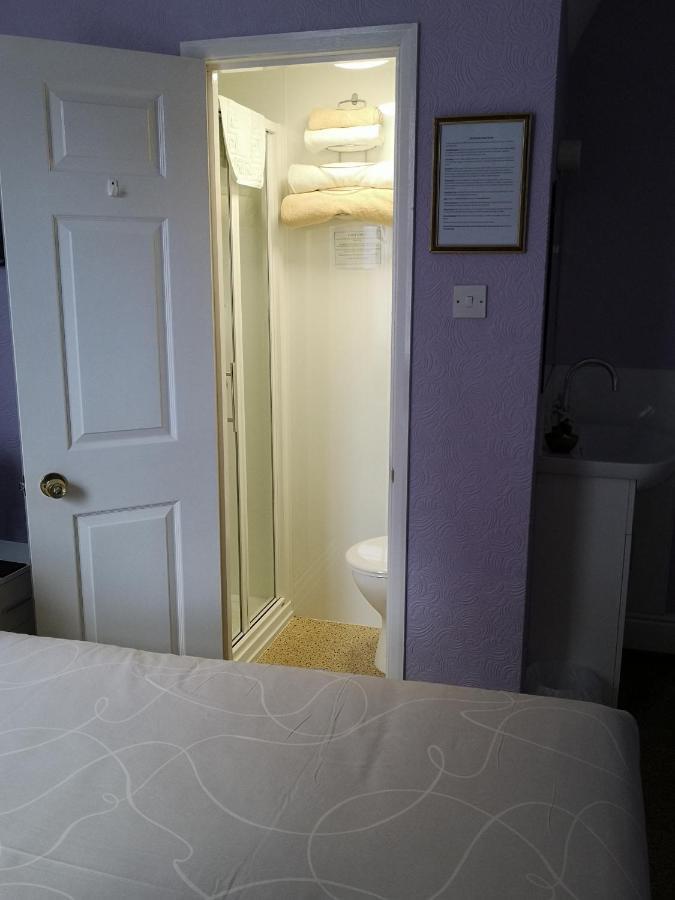 סקארבורו The Phoenix Guest House מראה חיצוני תמונה