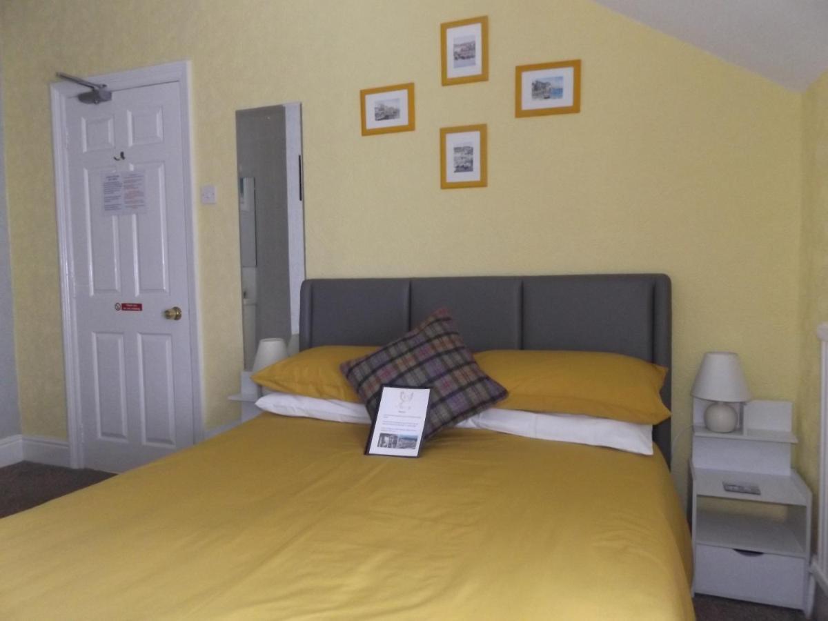 סקארבורו The Phoenix Guest House מראה חיצוני תמונה